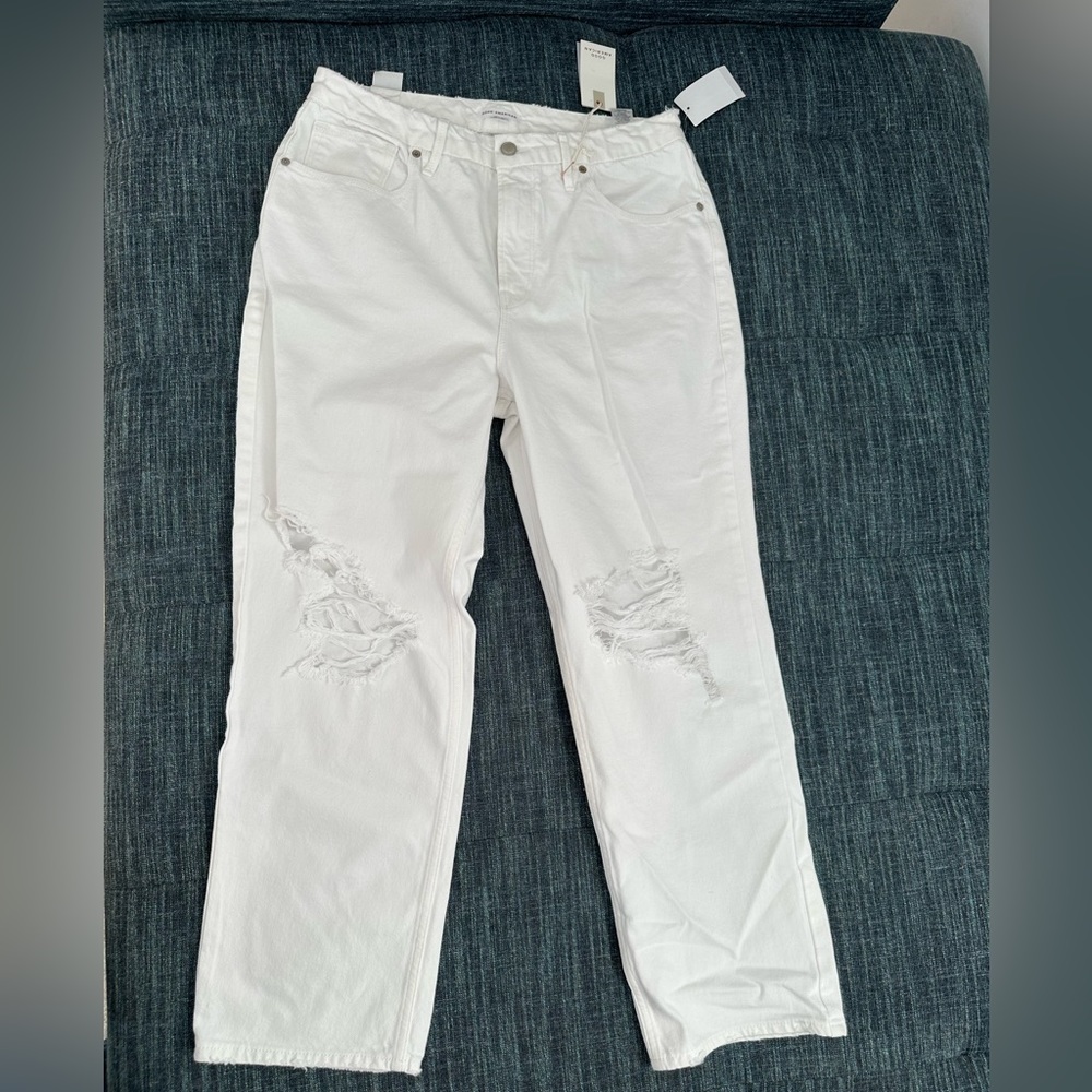 Good American NWT size 12/32 white distressed ripped jeans